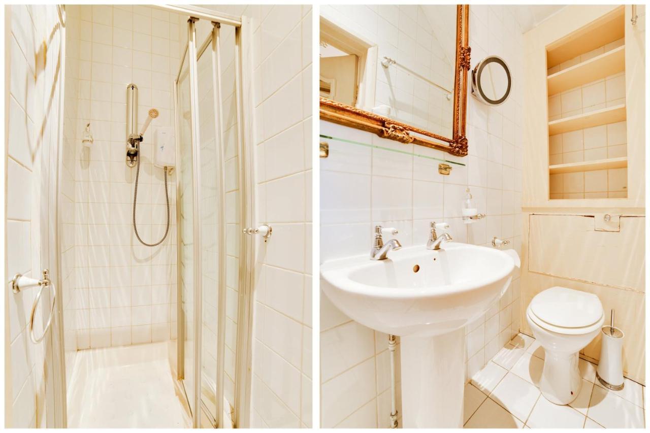 โอโย ลอนดอน ลอดจ์ Hotel ภายนอก รูปภาพ